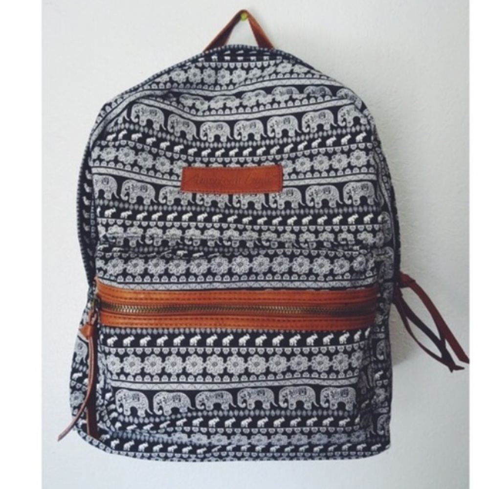 American Eagle Payless - Purse Backpack